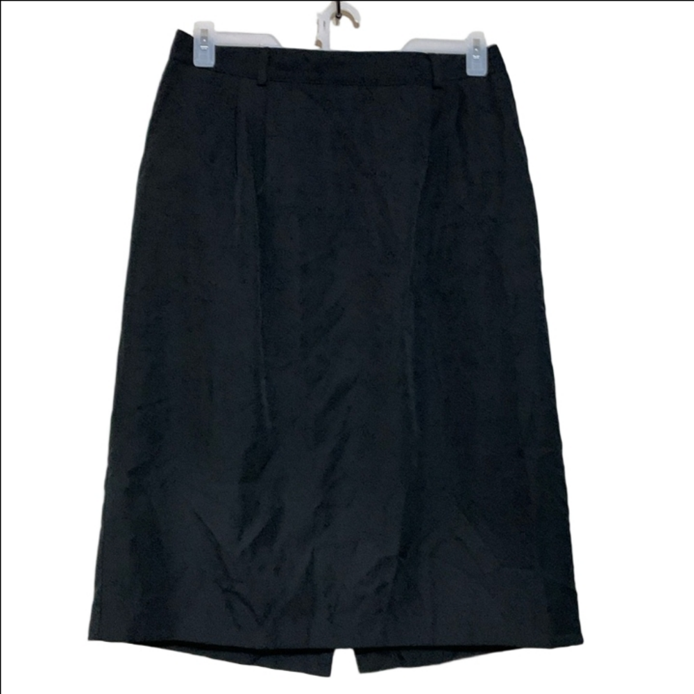 Requirements women’s black skirt size 18